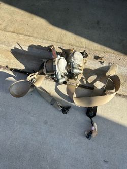 05 g35 seat belts