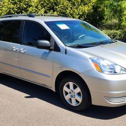 2005 Toyota Sienna