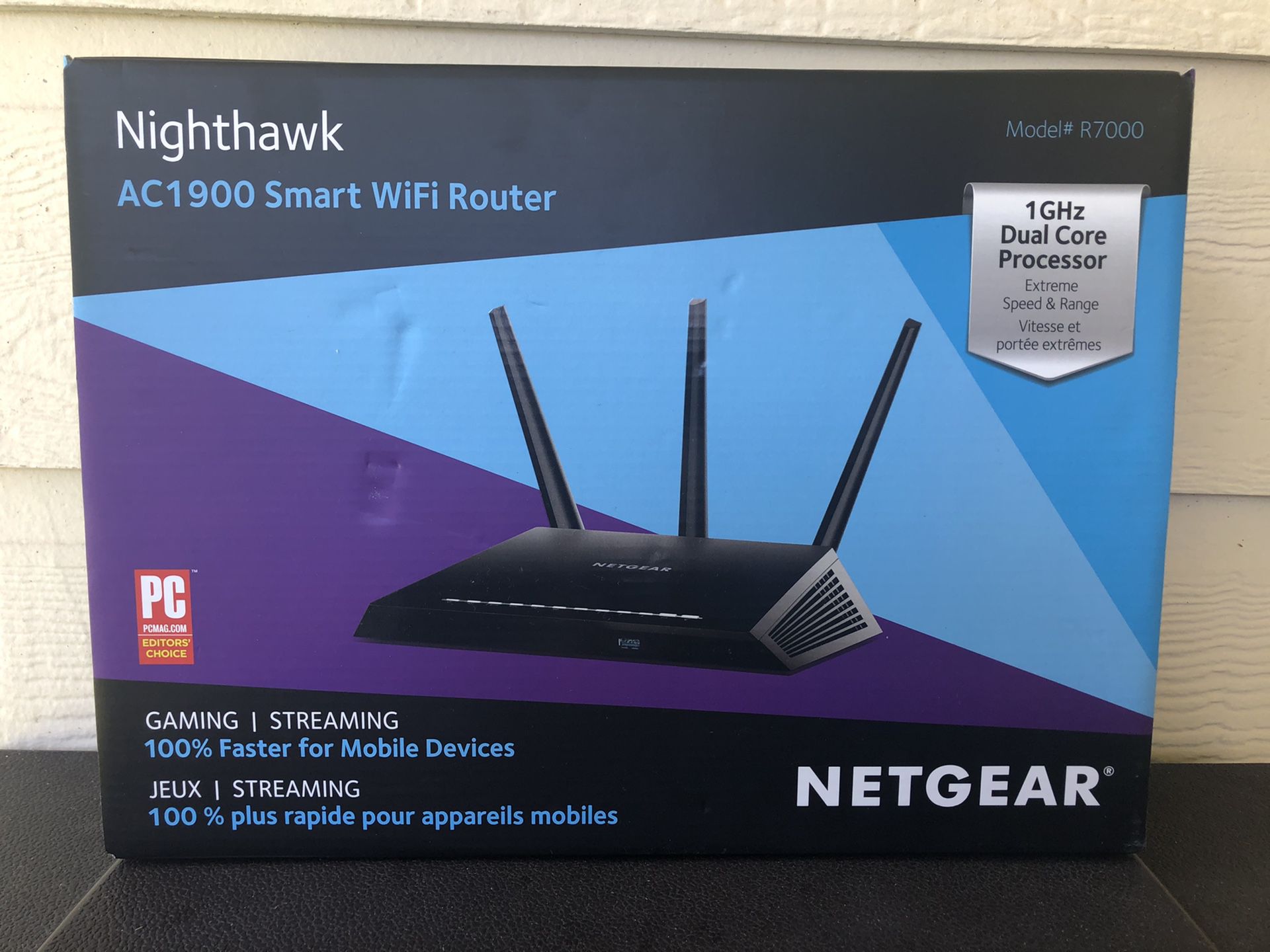 Nighthawk AC 1900 Smart WiFi Router INCLUDES the Box!! $40!! From Netgear