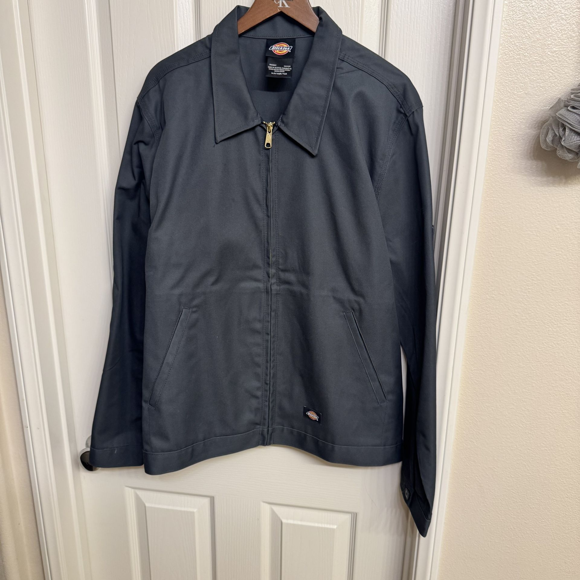 Men’s Dickies Jacket Size XL Worn Twice