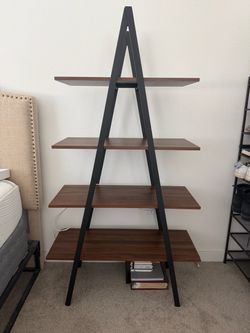 4 Tier Ladder Bookshelf