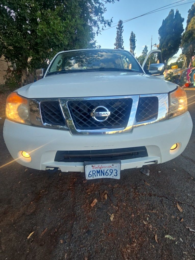 2011 Nissan Armada