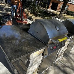 Granite Outside Grill 