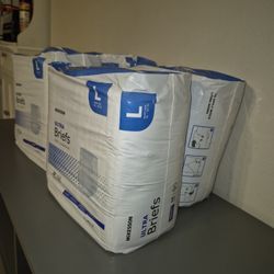 Underwear - 8 Dollars Each Zise L