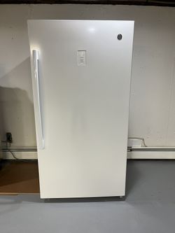 GE 33 in. 17.3 Cubic Ft. Upright Freezer