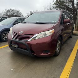 2015 Toyota Sienna