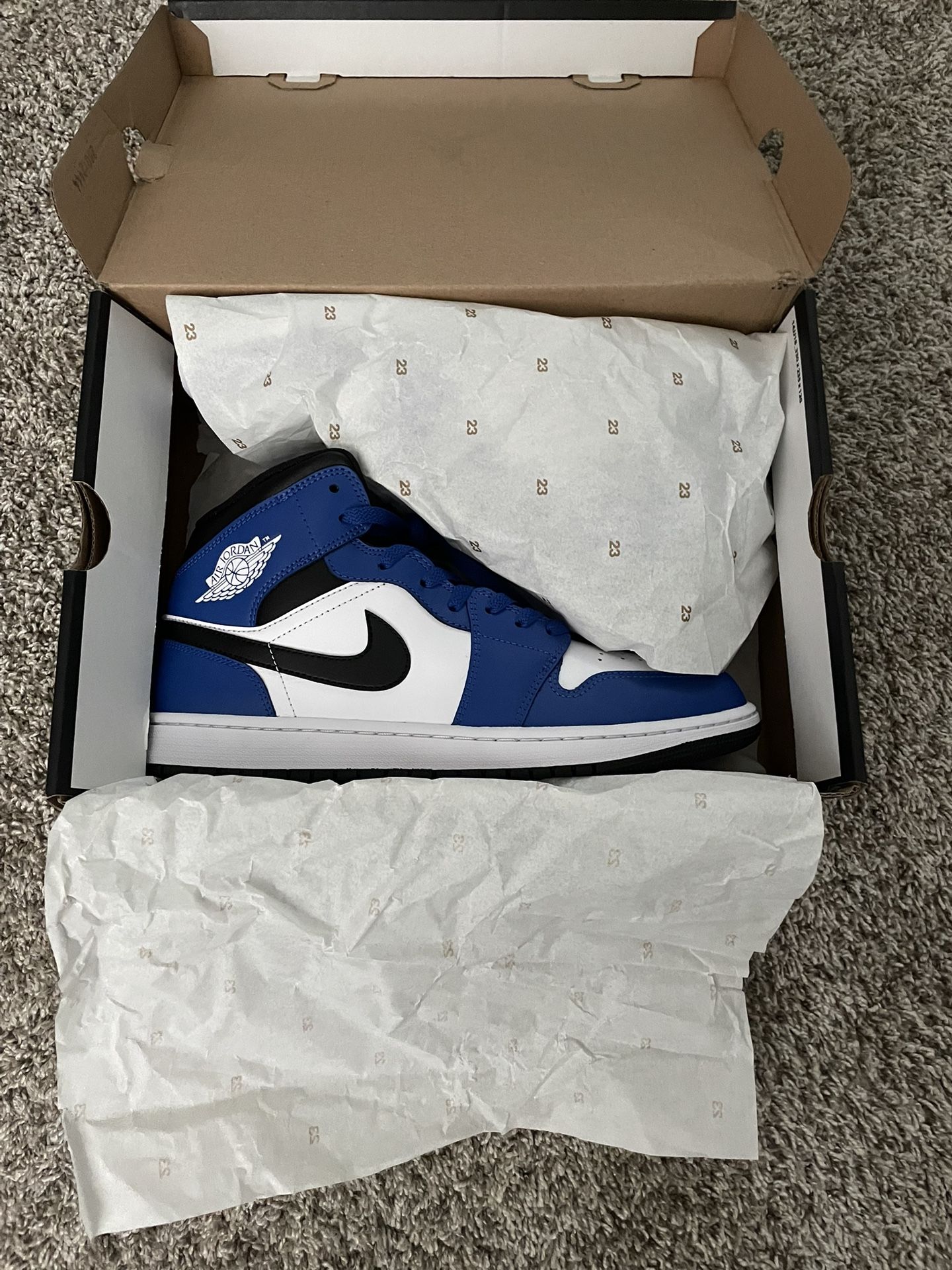 Air Jordan 1 Mid Game Royal