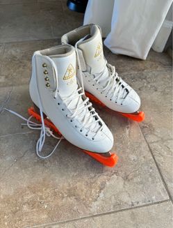 Jackson Elle Figure Ice Skates size 7C
