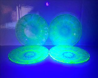 Uranium Jeanette Cherry Blossom 9" Dinner Plates Set of 4 Green Depression Glass