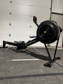 Concept 2 Row Erg Rower PM5 - Crossfit Hyrox Rowing Machine Model D