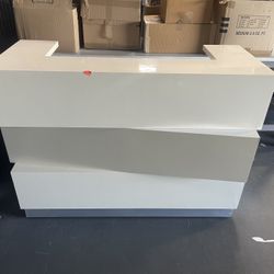 Desk/Front Desk/ Receptionist Desk