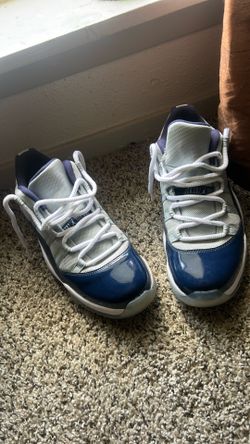Jordan 11 Retro Low Georgetown navy blue silver size 10 men