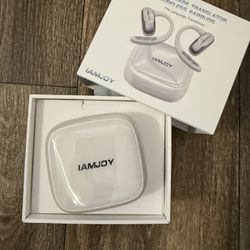 WIRELESS EARBUDS LANGUAGE TRANSLATOR New in box