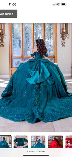 green emerald velvet dress M2K VOL IX – Moda 2000 LLC