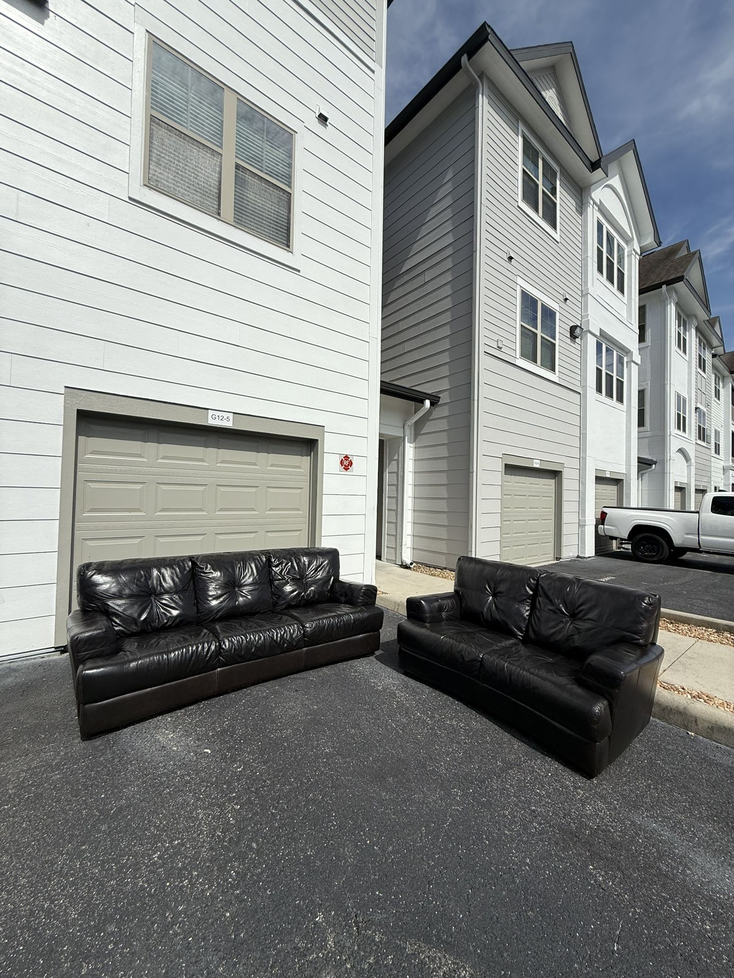 Free Delivery Black leather Sofa Couch Set