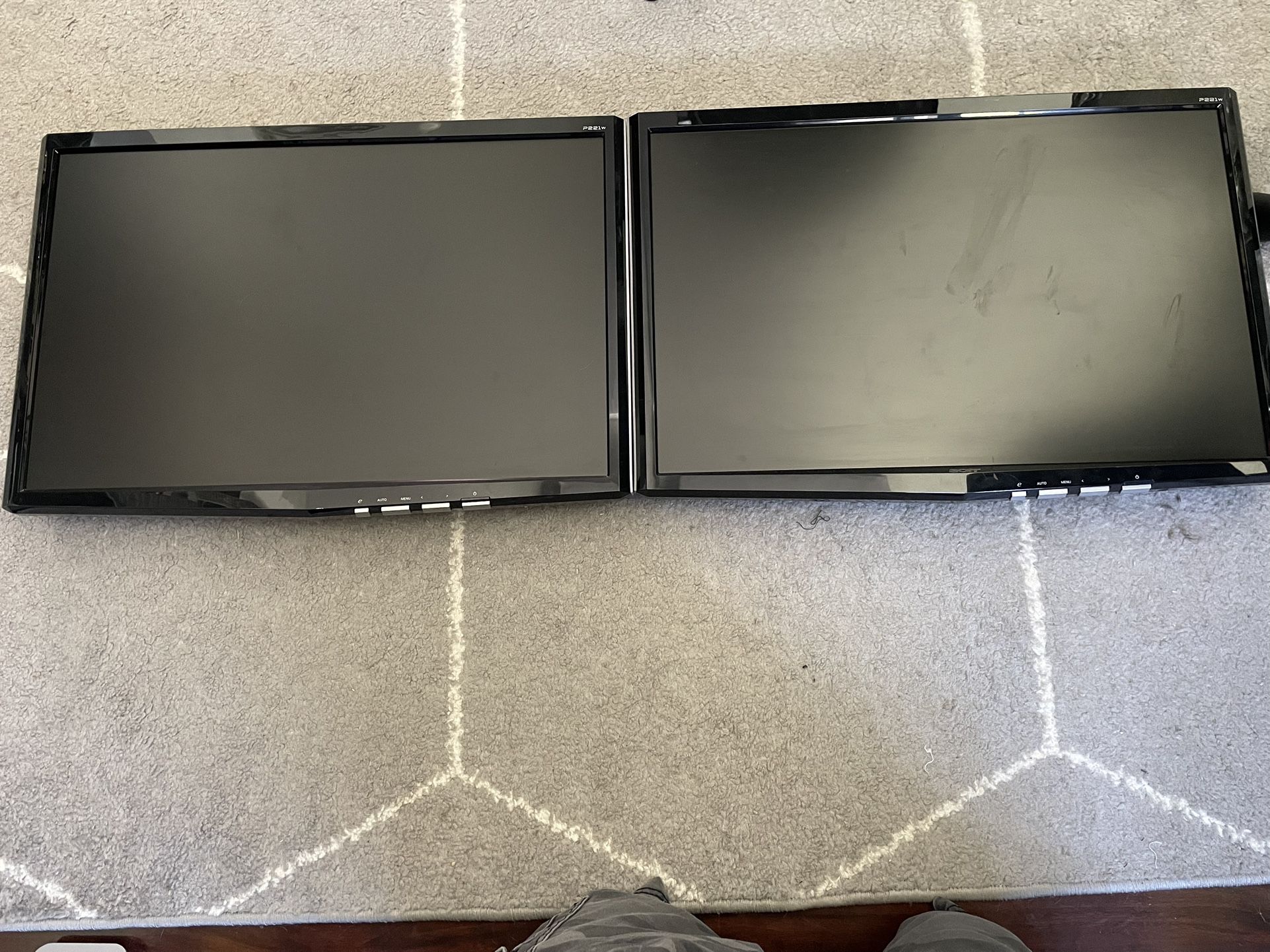 Dual Acer LCD 22” Monitors