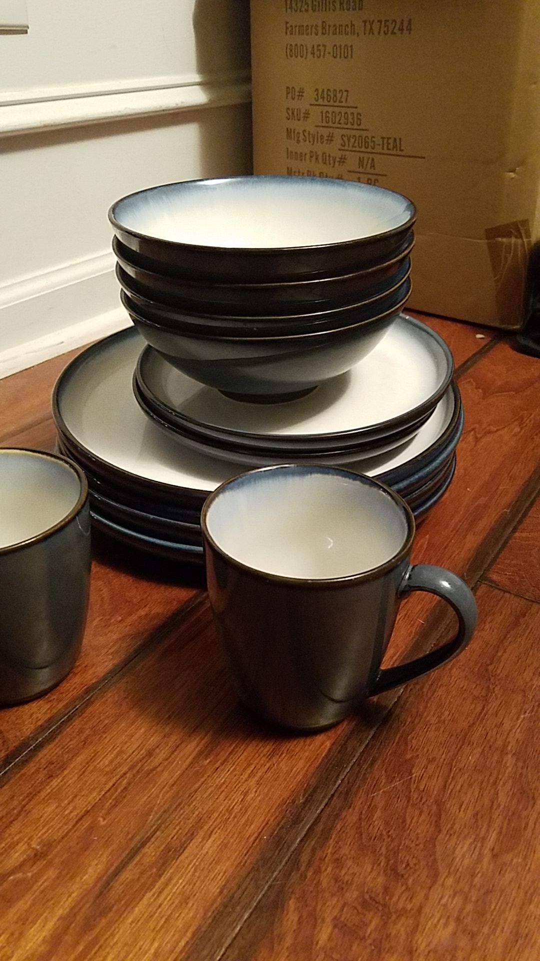 Sango Concepts 13 piece dinnerware eggplant
