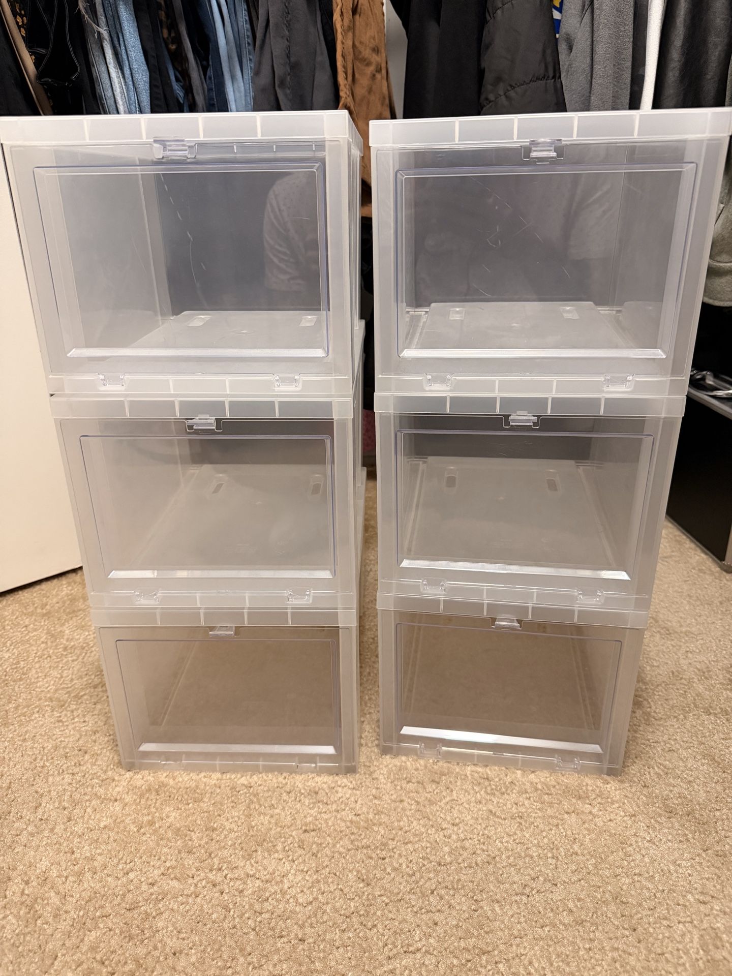 Shoe containers