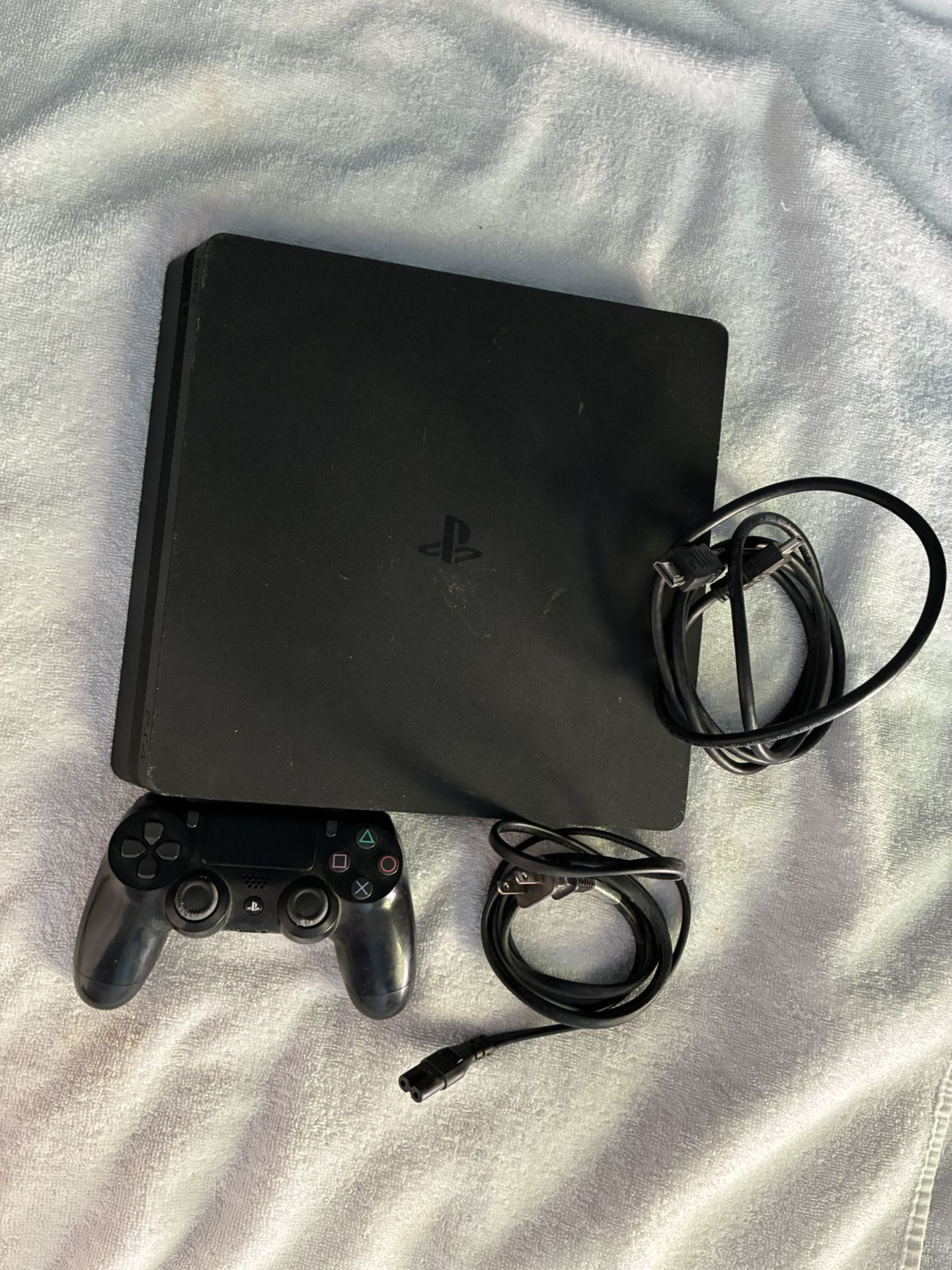 PS4 Slim