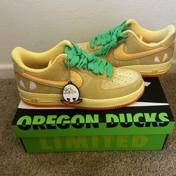 Nike Air Force 1 DOAF Oregon Ducks “Duck Or Egg PE”
