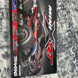 Rc car traxxs