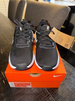 Nike Air Zoom Bella size 7