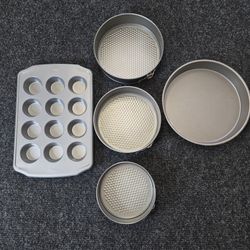 Wilton Nonstick Bakeware Set – 5 Pieces