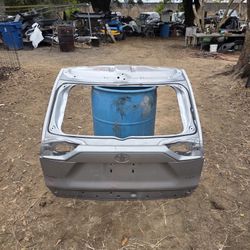 2019 - 2025 TOYOTA RAV4 TAILGATE LIFTGATE BACK DOOR SHELL  OEM
F21026