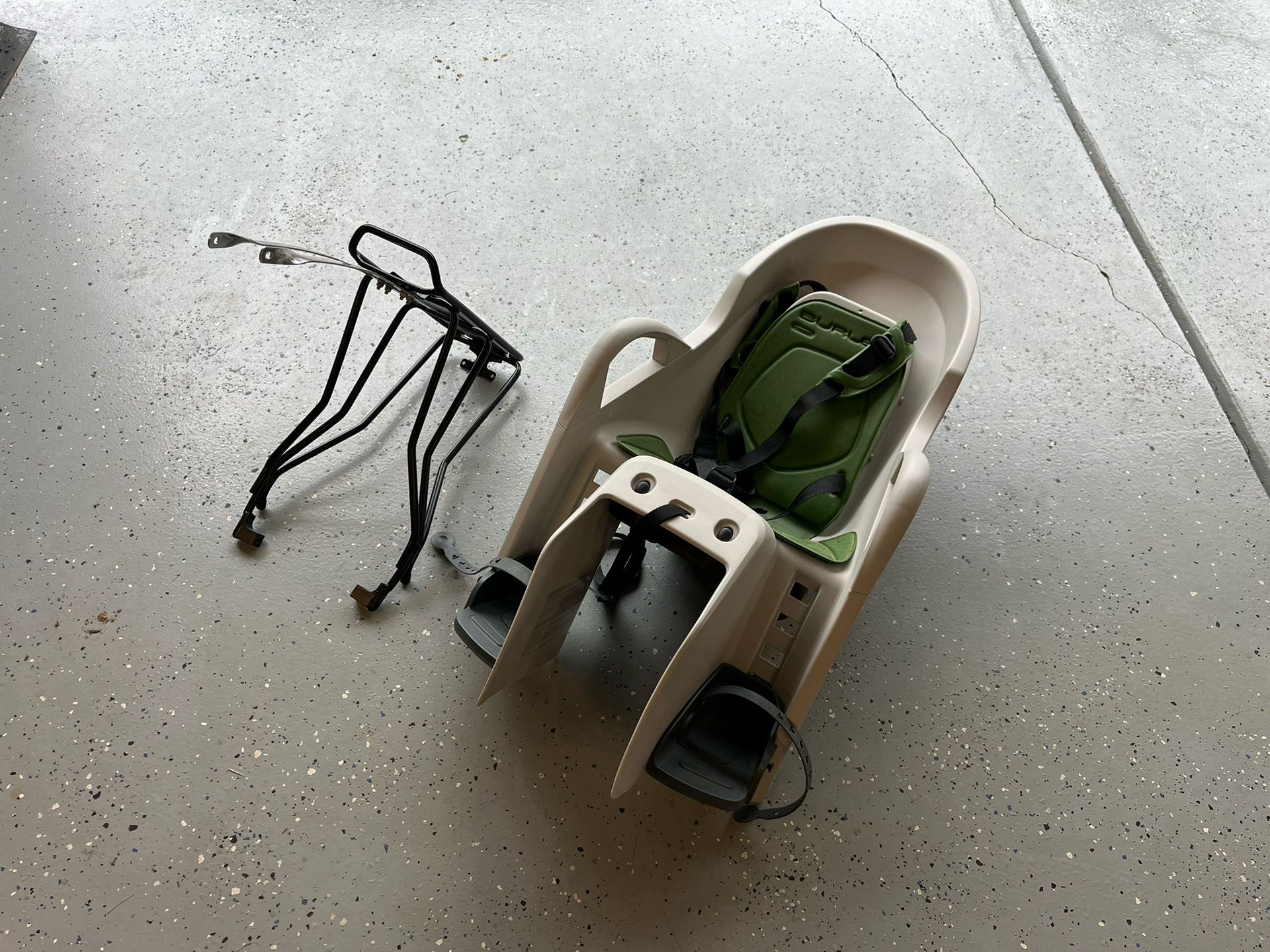 Burley Dash RM Kids Bike Seat + Topeak Rack