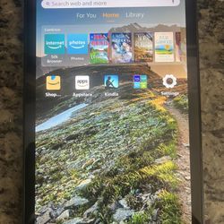 Amazon Fire HD 10 Tablet