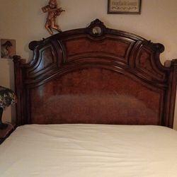 vintage wooden king size frame and footboard, wooden rails