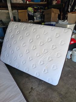 Full size mattress
