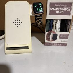 Apple Watch Series 6 Bundle – 40mm + 3-in-1 Charger+ Watch Bands