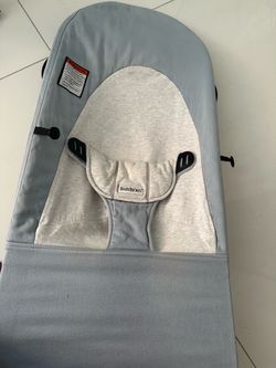 BabyBjörn Bouncer Balance Soft, Blue/Gray, Woven/Jersey | 2-in-1 Adjustable Baby Bouncer Seat and Toddler Chair, Newborn to Toddler (8-29 lbs), 4 Posi