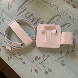 Audífonos Y Cargador  Nuevos Para iPhone 