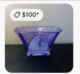 very beautiful vase $50 pick up and cash only