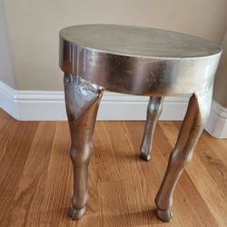 METAL SIDE End TABLE w/ Hoof Legs 13" Dia. 17" High