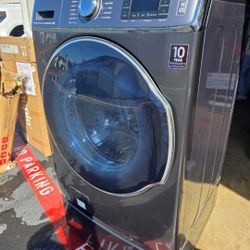 Samsung Washing Machine XXL Fully Functional Asking$400 ObO  Org. Price $1700! 