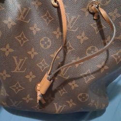 Louis Vuitton Purse