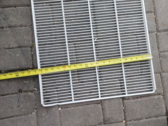 Freezer shelf 20½x23.