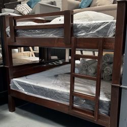 Twin Bunk Bed 