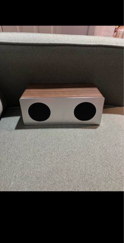 MUST GO (First come, first serve) - Core Audio bluetooth speaker