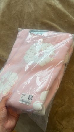 Pink denim tear size M
