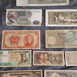 World Banknotes
