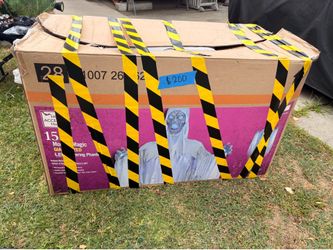 15ft Floating phantom Halloween decoration!