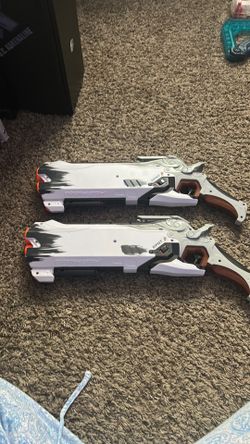 Set of 2 Nerf Blasters