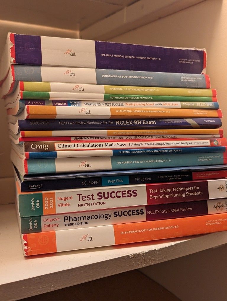 Lot Of Nursing Books/ ATI nursing Prep