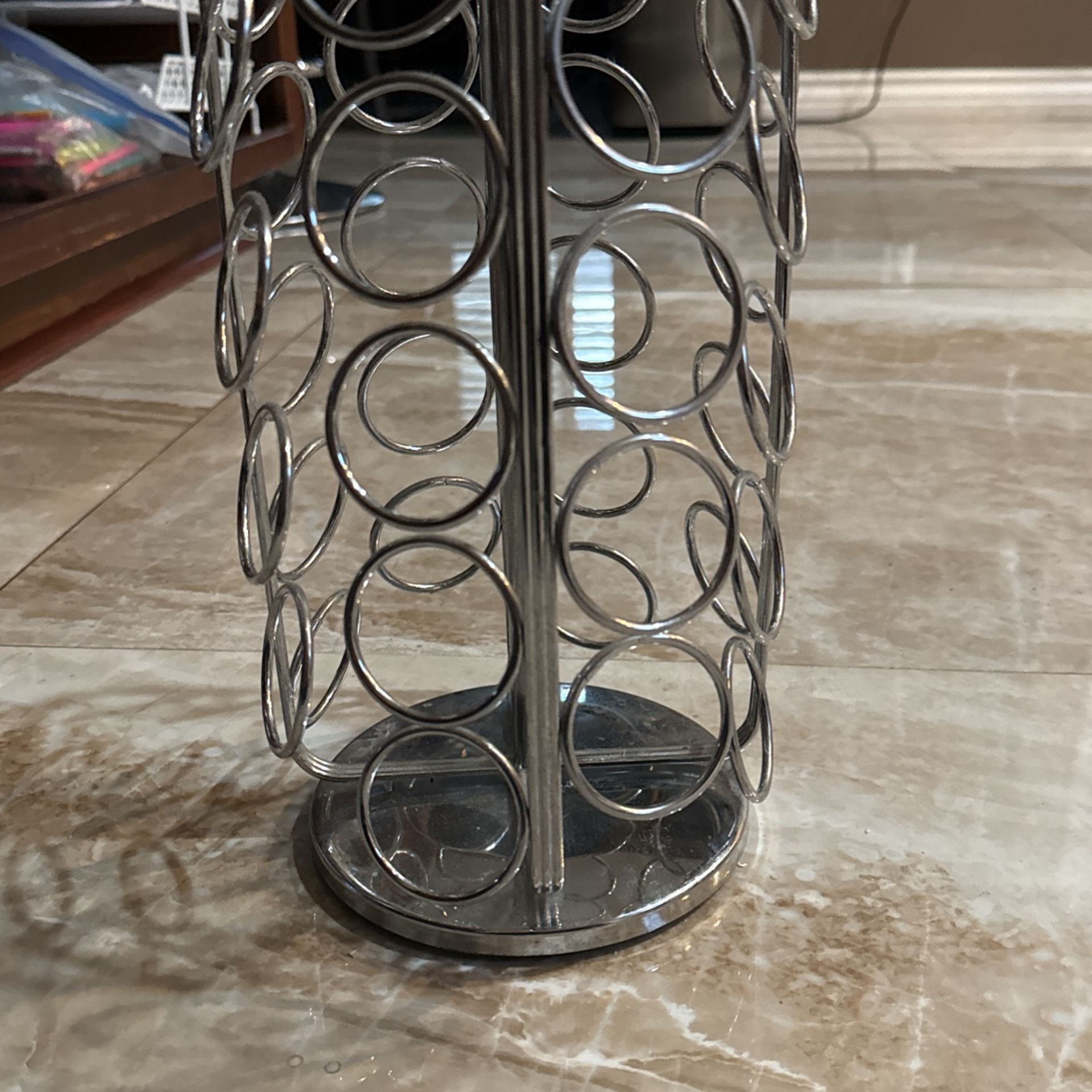 KEURIG Coffee Cup Holder