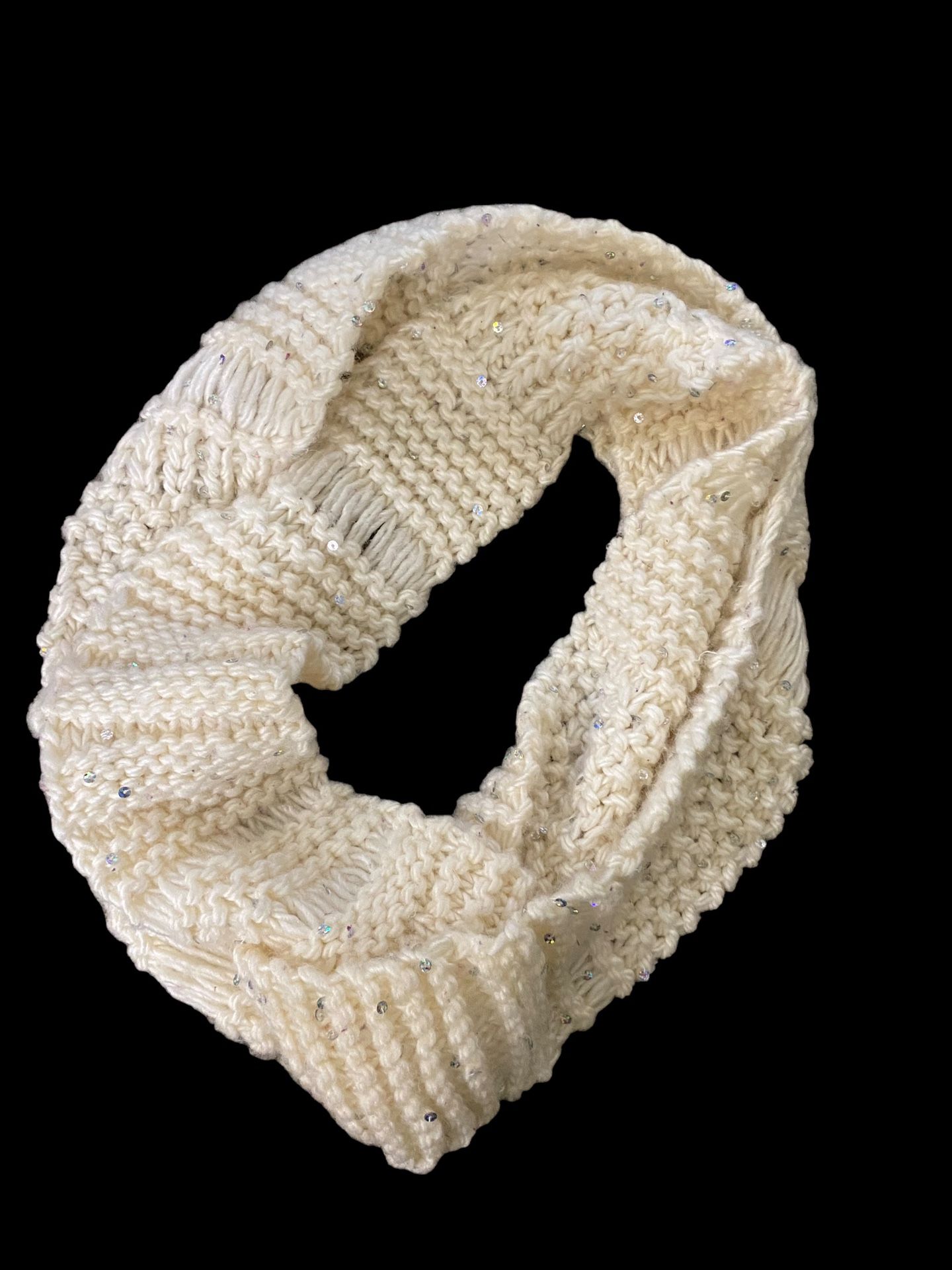 Crochet Infinity Scarf With Sequins