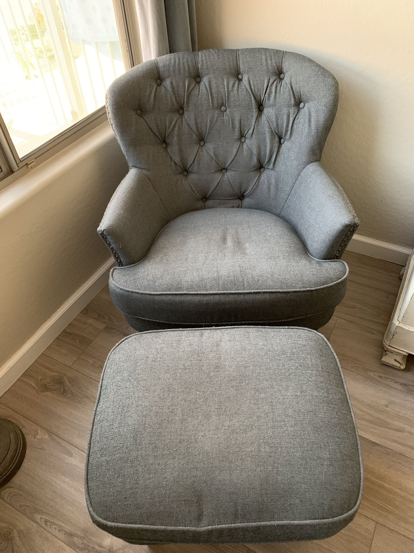 Tweed Chair & Ottoman